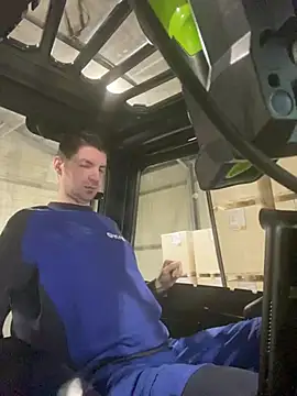 Snapshot of Ricoleckt chatting on March 6, 2025, 5:54 pm Ricoleckt online show from March 6, 2025, 5:54 pm