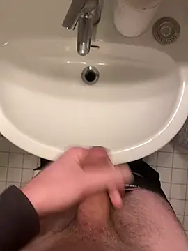 Snapshot of Ricoleckt chatting on March 12, 2025, 5:49 pm Ricoleckt online show from March 12, 2025, 5:49 pm