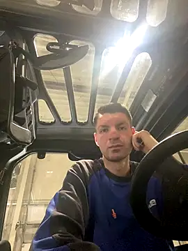 Snapshot of Ricoleckt chatting on September 19, 2025, 3:13 pm Ricoleckt online show from September 19, 2025, 3:13 pm