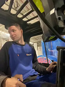 Snapshot of Ricoleckt chatting on September 26, 2025, 5:28 pm Ricoleckt online show from September 26, 2025, 5:28 pm