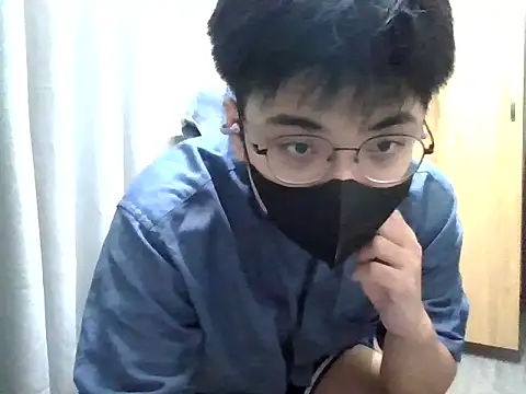 xboyvn9 online show from October 3, 2025, 3:20 pm