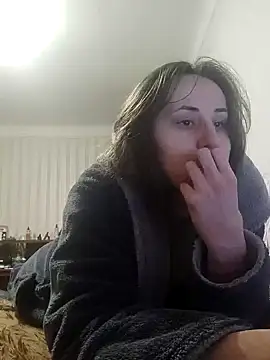 Snapshot of emeli_moon chatting on January 28, 2025, 9:08 pm emeli moon online show from January 28, 2025, 9:08 pm