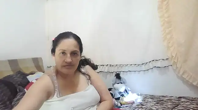 Snapshot of ximenajimenez chatting on January 17, 2025, 1:47 am ximenajimenez online show from January 17, 2025, 1:47 am