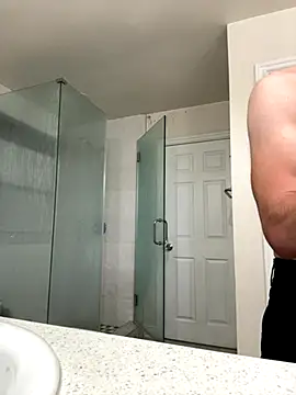 El Gizmo online show from September 15, 2025, 7:41 am