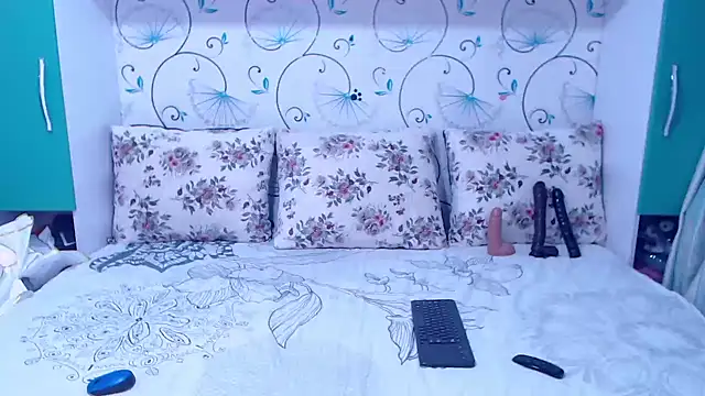 Snapshot of demiemorre chatting on January 31, 2025, 8:22 am demiemorre online show from January 31, 2025, 8:22 am