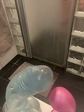 Snapshot of QueenMelissa80 chatting on September 30, 2025, 5:07 pm QueenMelissa80 online show from September 30, 2025, 5:07 pm