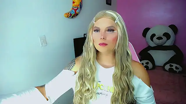 Snapshot of SweetKim21 chatting on November 11, 2025, 2:44 am SweetKim21 online show from November 11, 2025, 2:44 am