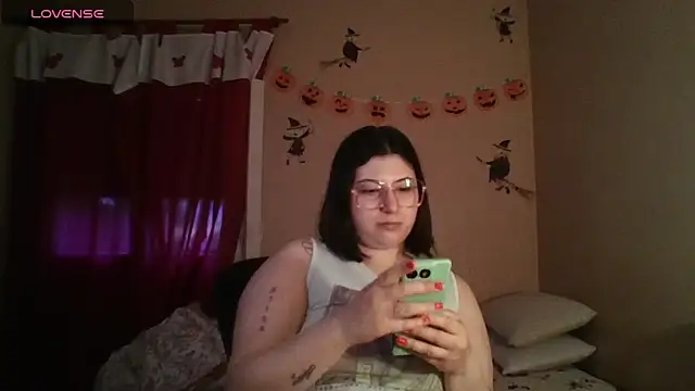 imsohornydacom online show from November 5, 2025, 10:10 pm