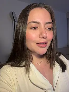 sukhakunis1 online show from May 31, 2026, 2:42 am