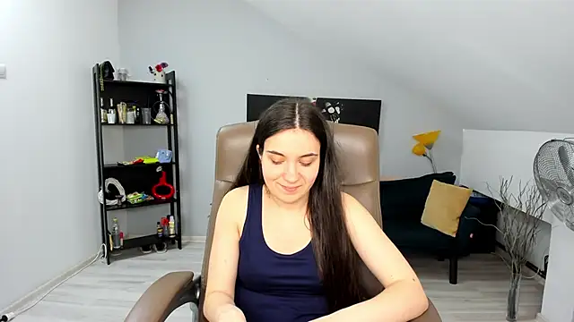 Snapshot of MelissaWiliam chatting on February 10, 2025, 6:24 pm MelissaWiliam online show from February 10, 2025, 6:24 pm