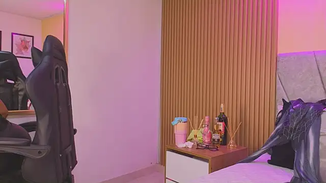 Snapshot of Dakota_diaz_ chatting on October 28, 2025, 8:11 pm Dakota diaz online show from October 28, 2025, 8:11 pm