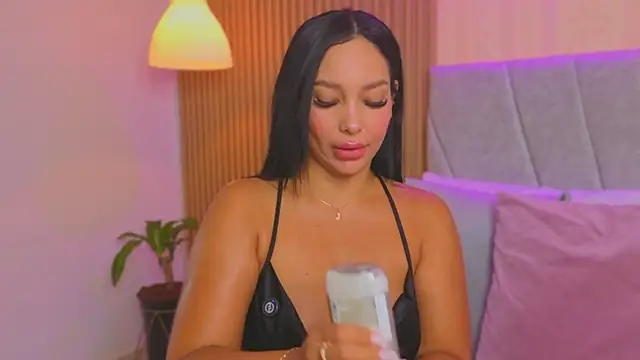 Snapshot of Dakota_diaz_ chatting on February 8, 2026, 7:39 pm Dakota diaz online show from February 8, 2026, 7:39 pm