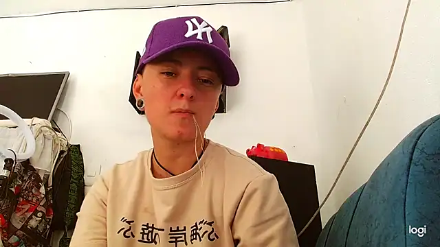 tomboyblue online show from January 22, 2025, 8:17 pm
