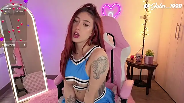 violet ch online show from April 7, 2026, 8:31 pm