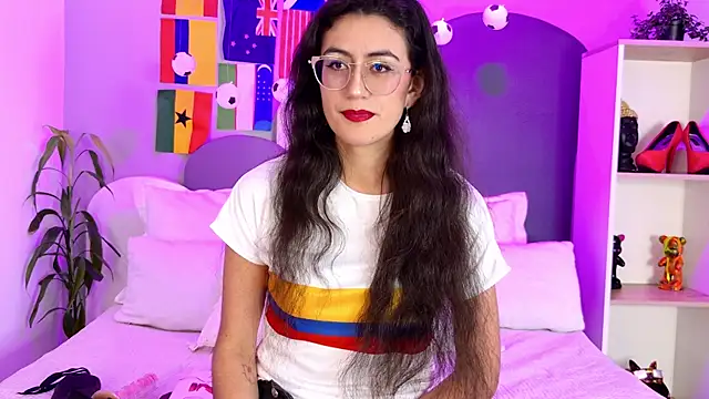 SophieGomez22 online show from June 27, 2026, 12:22 pm