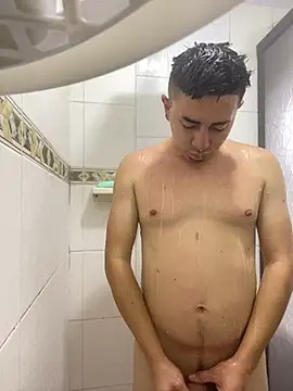 Snapshot of DanielGomez9 chatting on December 13, 2024, 1:12 pm DanielGomez9 online show from December 13, 2024, 1:12 pm