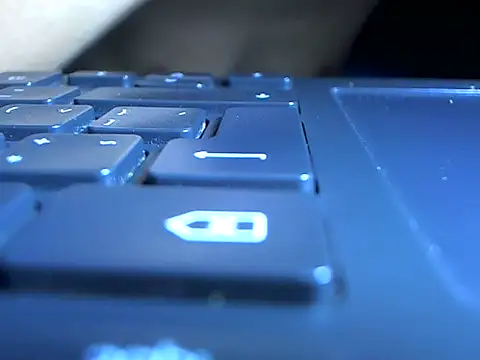 Ian zaenzz online show from September 26, 2025, 6:23 pm