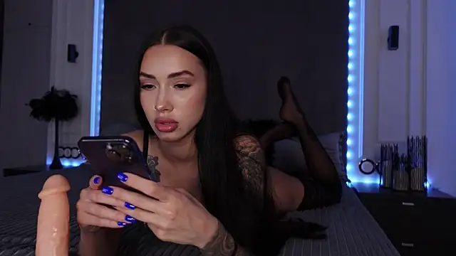 mila blvck online show from September 10, 2025, 8:14 am