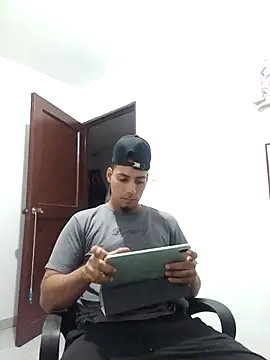 bonehur online show from April 19, 2026, 4:45 am