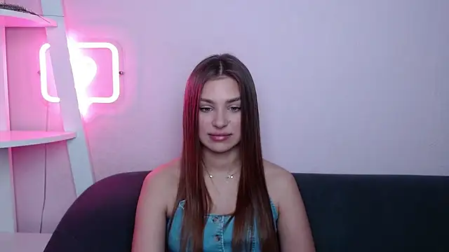 MilanaAngelAs online show from April 13, 2026, 4:40 am