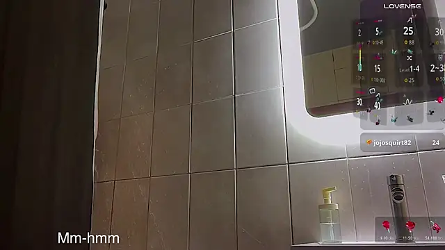 Addelin Moon online show from April 26, 2026, 12:36 pm