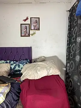 KandyHot  online show from March 8, 2026, 1:25 am