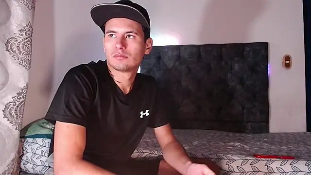 Snapshot of brandon_a_collin chatting on February 5, 2025, 9:04 am brandon a collin online show from February 5, 2025, 9:04 am