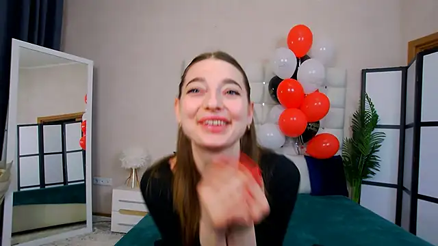 NicoleRosss online show from March 15, 2025, 12:02 pm