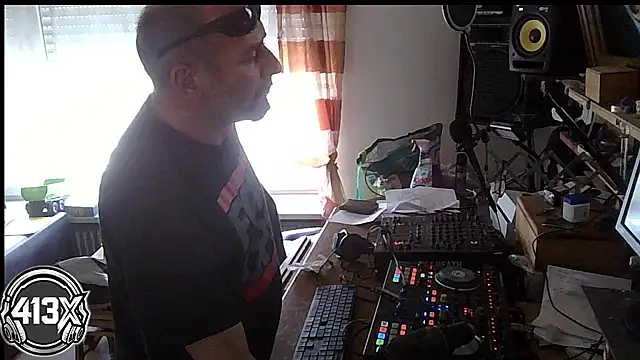 rosaeichel online show from May 21, 2026, 9:38 am