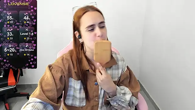 maryluna95 online show from January 4, 2025, 1:31 am