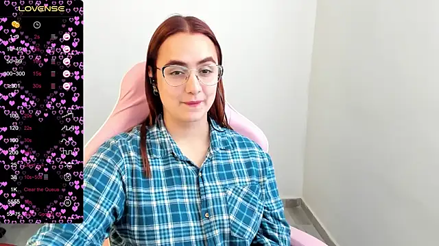 maryluna95 online show from February 11, 2025, 7:48 pm