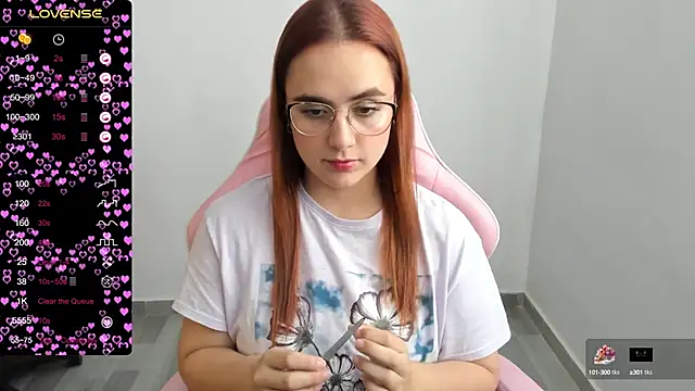 maryluna95 online show from February 18, 2025, 5:31 pm