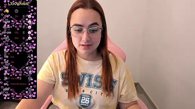 maryluna95 online show from February 27, 2025, 4:52 am