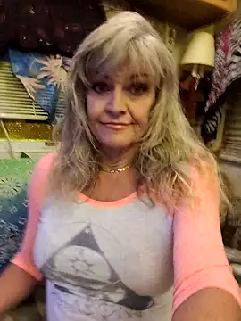 annika lately online show from October 20, 2025, 2:23 am