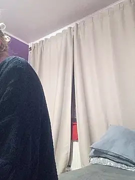 BritneyHudson online show from October 13, 2025, 1:38 am