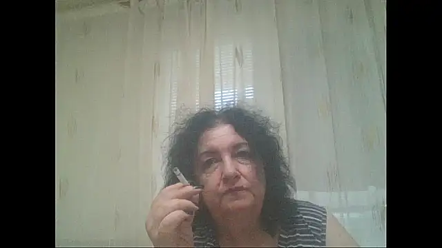 Snapshot of maturekorine chatting on June 20, 2026, 5:16 pm maturekorine online show from June 20, 2026, 5:16 pm