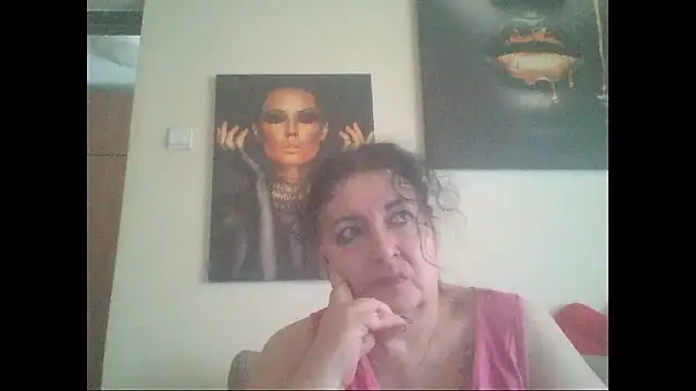Snapshot of maturekorine chatting on June 27, 2026, 9:36 am maturekorine online show from June 27, 2026, 9:36 am