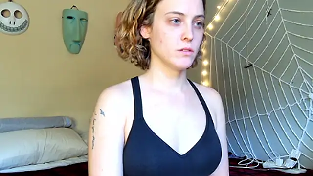 beaubrookeent online show from November 2, 2025, 9:50 pm