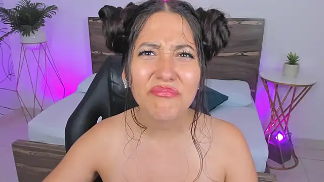 Snapshot of ivette_bocelly chatting on January 12, 2025, 1:32 am ivette bocelly online show from January 12, 2025, 1:32 am