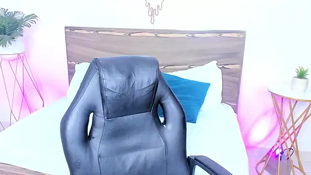 Snapshot of ivette_bocelly chatting on January 14, 2025, 10:34 pm ivette bocelly online show from January 14, 2025, 10:34 pm