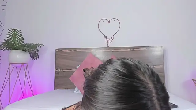 Snapshot of ivette_bocelly chatting on March 4, 2025, 10:49 pm ivette bocelly online show from March 4, 2025, 10:49 pm