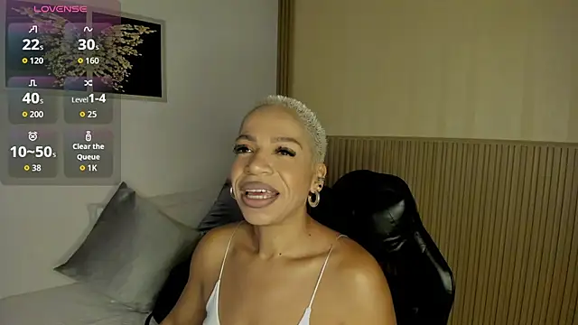 summer night  online show from April 8, 2026, 11:32 am