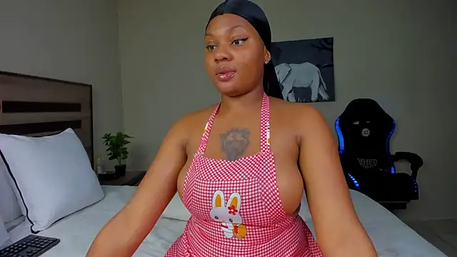 Renee-18 online show from October 21, 2025, 12:33 am