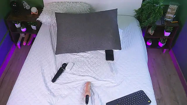 RaquelLust online show from February 10, 2025, 7:58 am