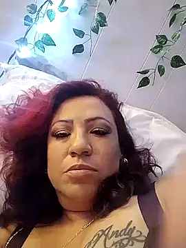 Snapshot of Erotic_nayma chatting on December 31, 2024, 2:14 pm Erotic nayma online show from December 31, 2024, 2:14 pm