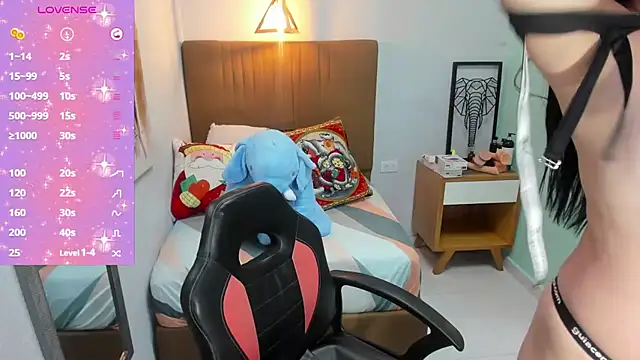 delilaquinn online show from December 19, 2024, 6:34 pm