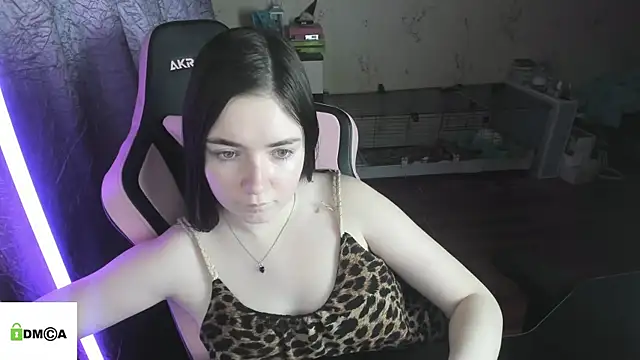 Crazy forest fairy online show from March 10, 2026, 4:50 am