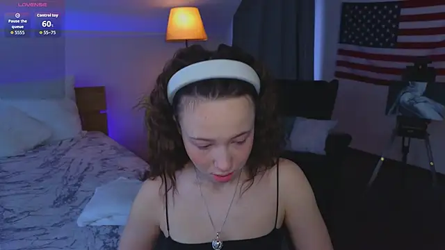 Hayle Hill online show from March 21, 2026, 1:54 am