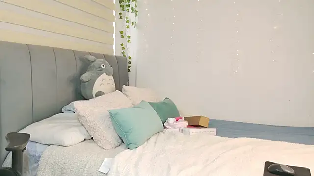 Snapshot of _thaeltaylor chatting on October 10, 2025, 4:06 pm  thaeltaylor online show from October 10, 2025, 4:06 pm