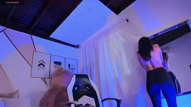 maye wells online show from December 19, 2024, 5:29 pm